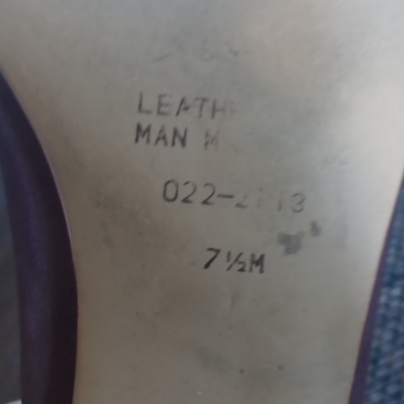 5 for $25❤Brown leather flats - Picture 6 of 6